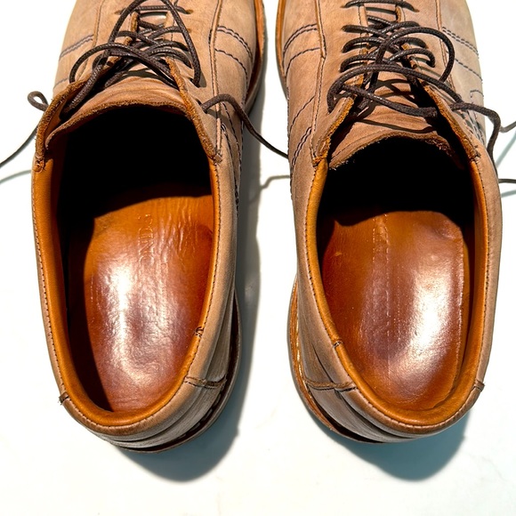 Allen Edmonds Voyager walking shoes, size 11D, color brown-tan. - Picture 6 of 7